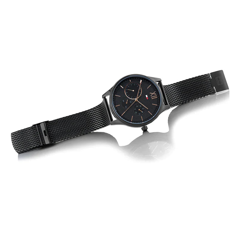 Tommy Hilfiger Damon Quartz Cadran noir Bracelet en maille noire Tommy Hilfiger