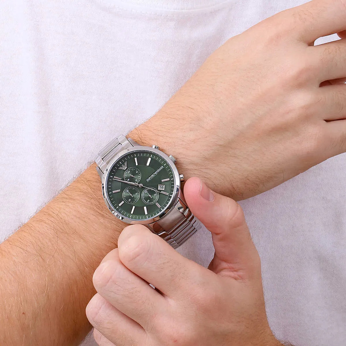 Montre Emporio Armani Renato chronographe cadran vert bracelet en acier argenté pour homme - AR11507 Emporio Armani