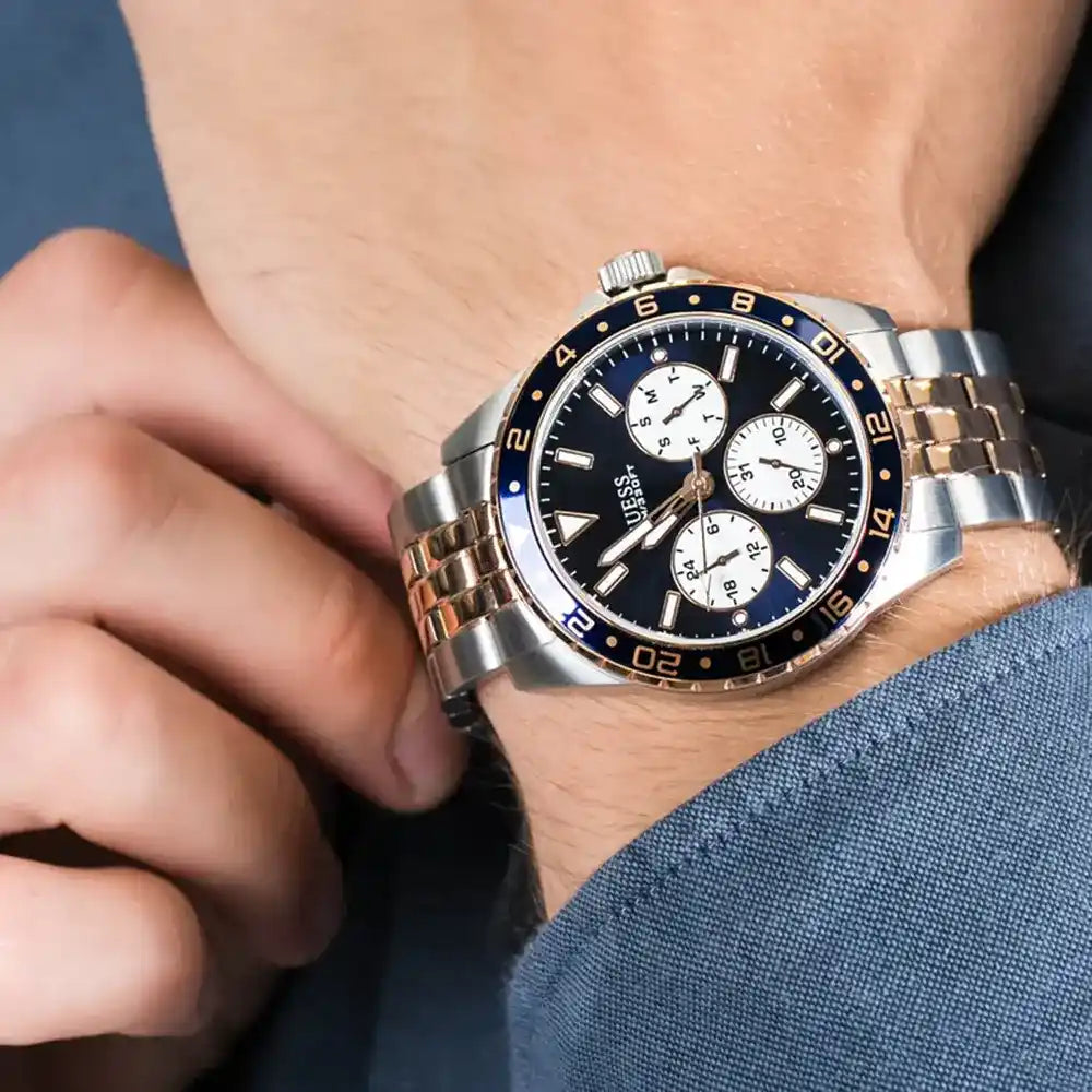 Montre Homme Guess Odyssey W1107G3 cadrdan bleu avec braclet bicolor or rose et argent Guess