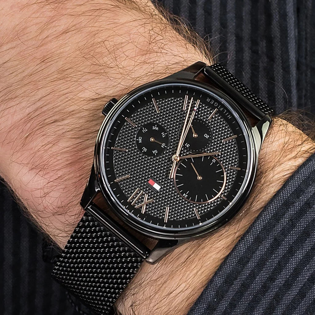 Tommy Hilfiger Damon Quartz Cadran noir Bracelet en maille noire Tommy Hilfiger