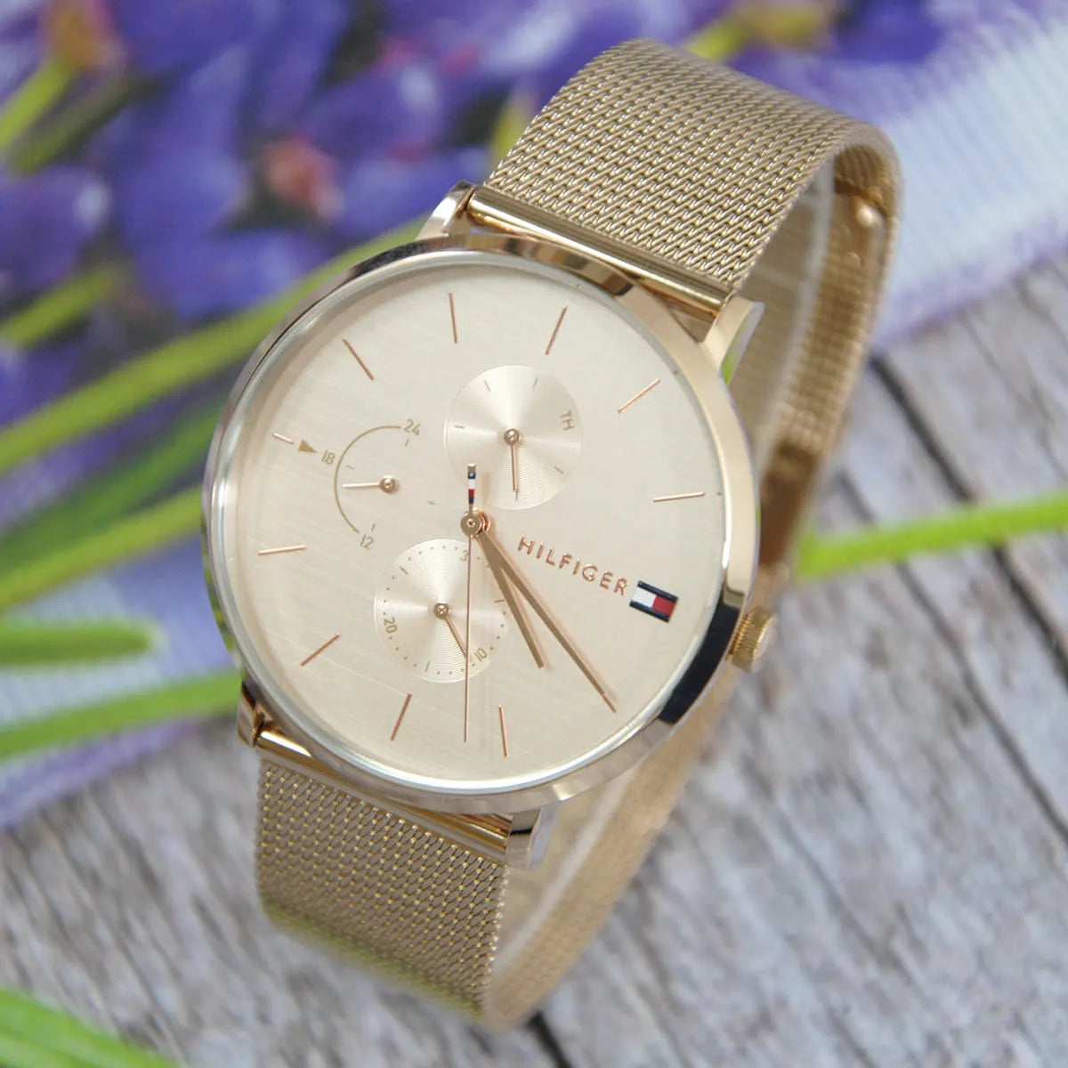Tommy Hilfiger Jenna Quartz Cadran en or rose Montre-bracelet en maille d'or rose 1781944