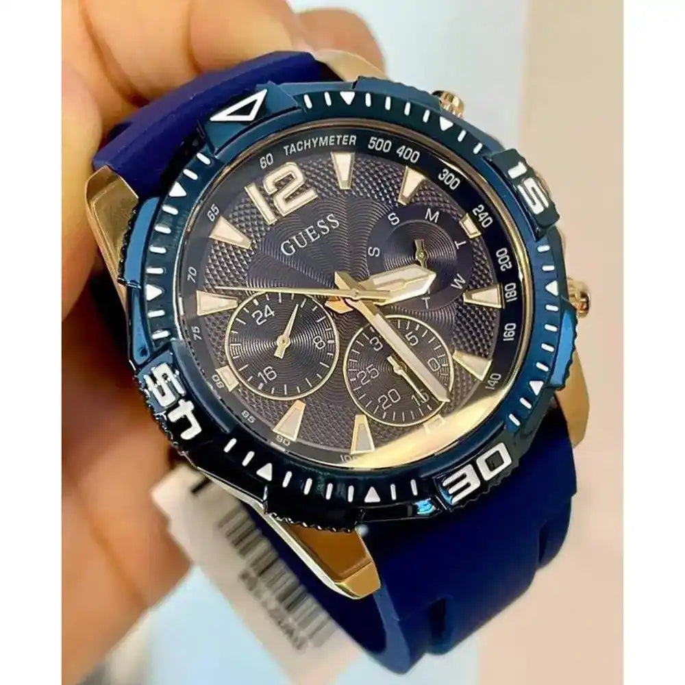 Montre Homme Guess GW0211G4 Cadran bleu bracelet en silicone bleu multifonction Guess