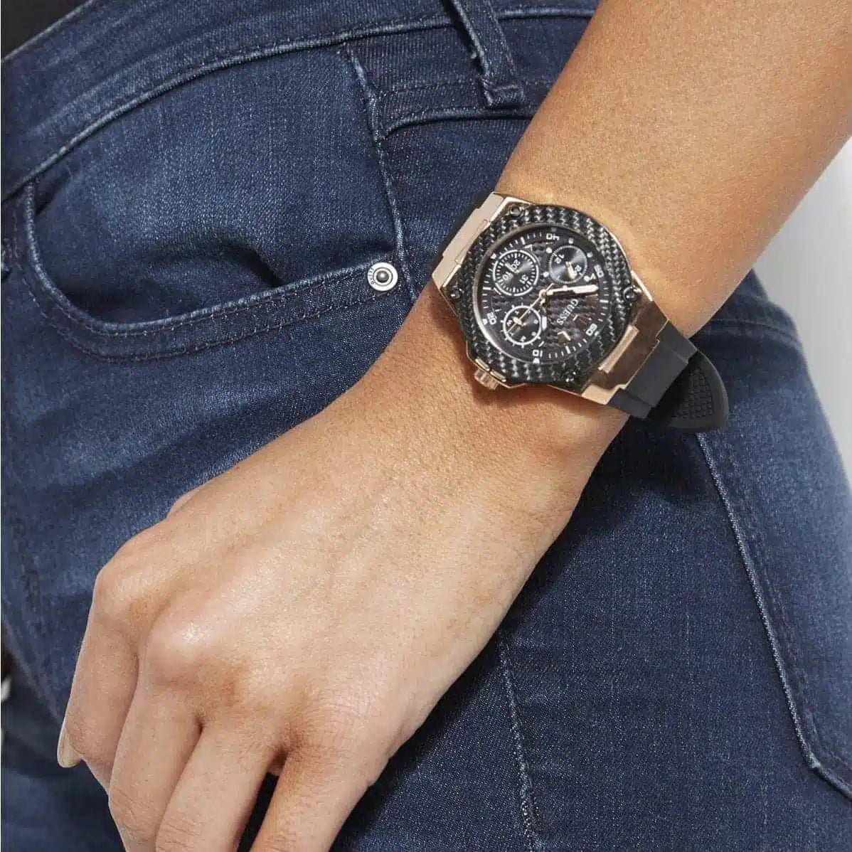 Montre Femme Guess Zena W1094L6 bracelet silicone noir cadran noir multifonction